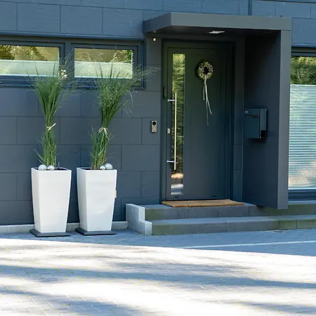 Waldblick - Erholung Mitten In Der *